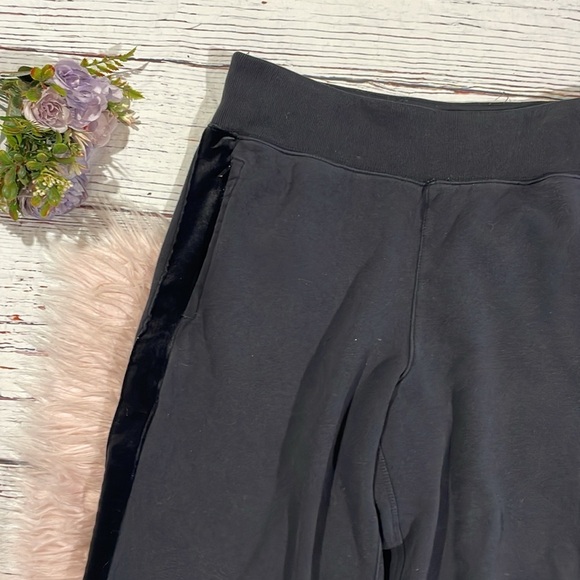 ATHLETA Retroplush Velvet Straight Leg Pant Black Tall fit - Picture 10 of 10